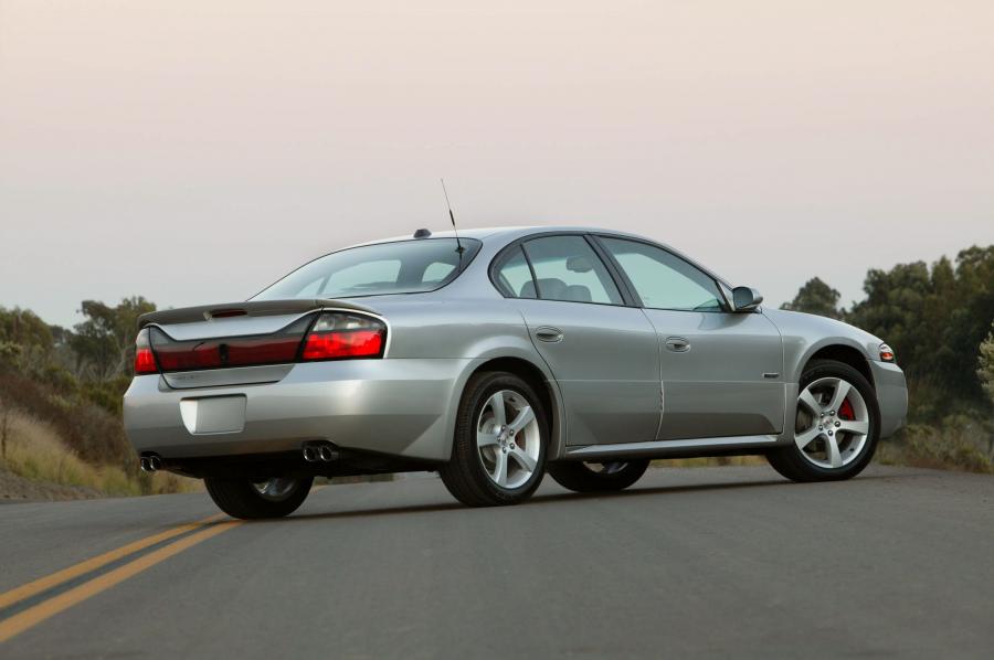  Pontiac Bonneville GXP 2004 года  (фото 7 из 26)